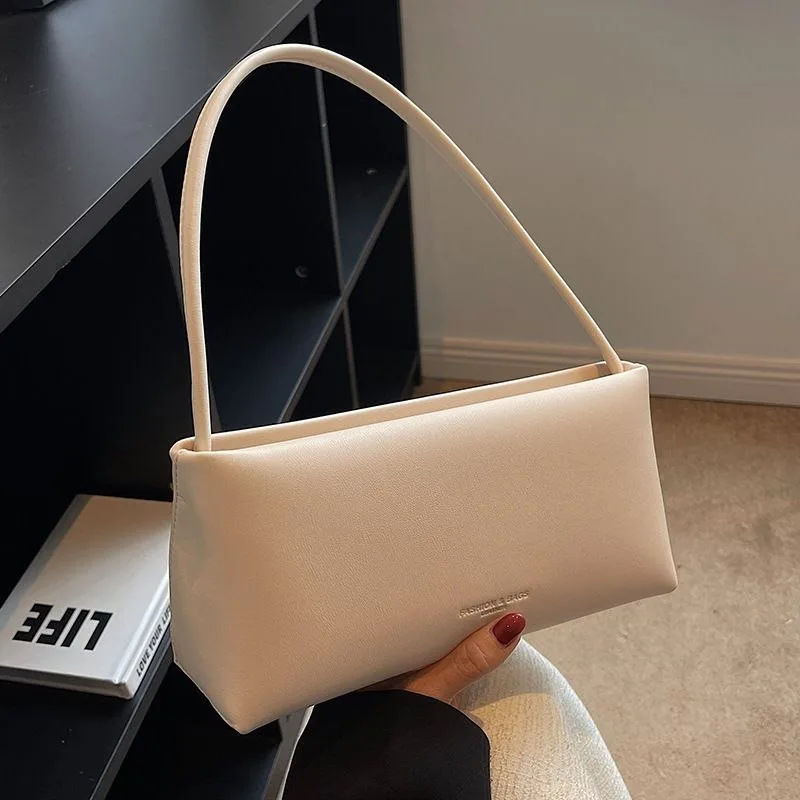 Baguette Bag view 1