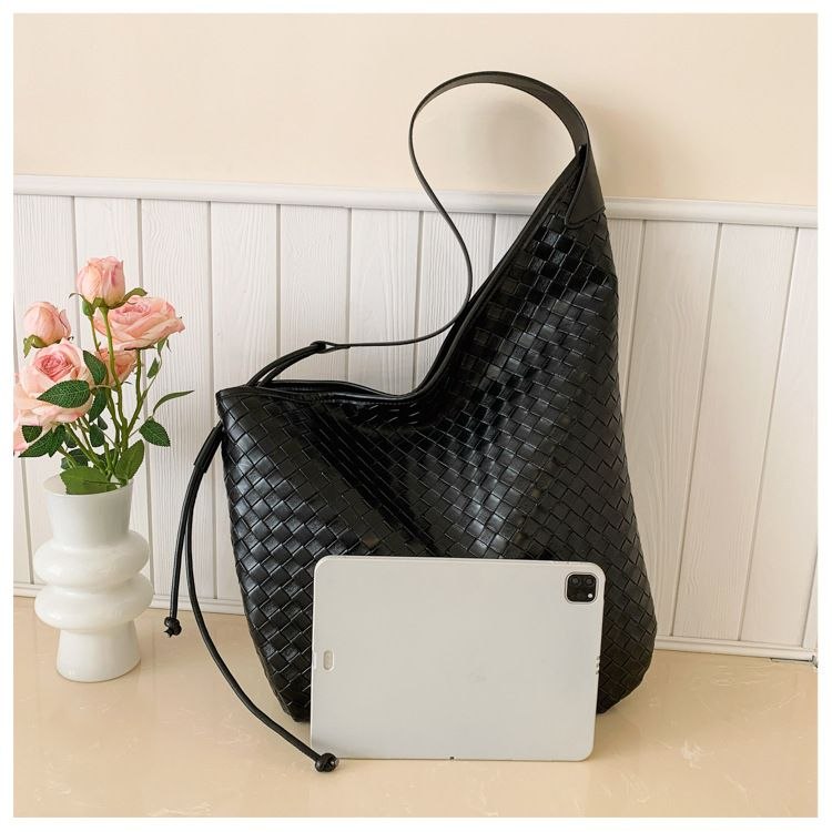 Oversized Hobo Bag view 5