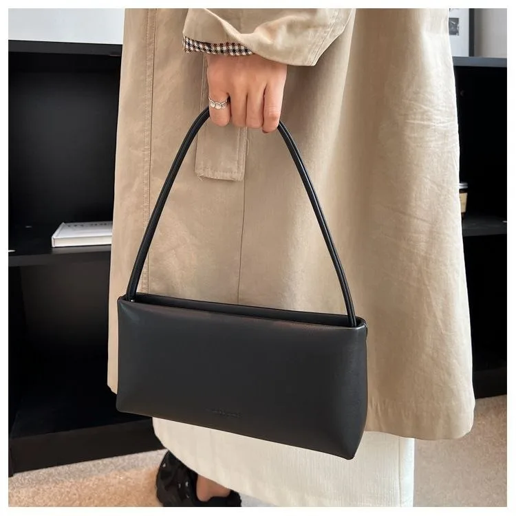 Baguette Bag view 12