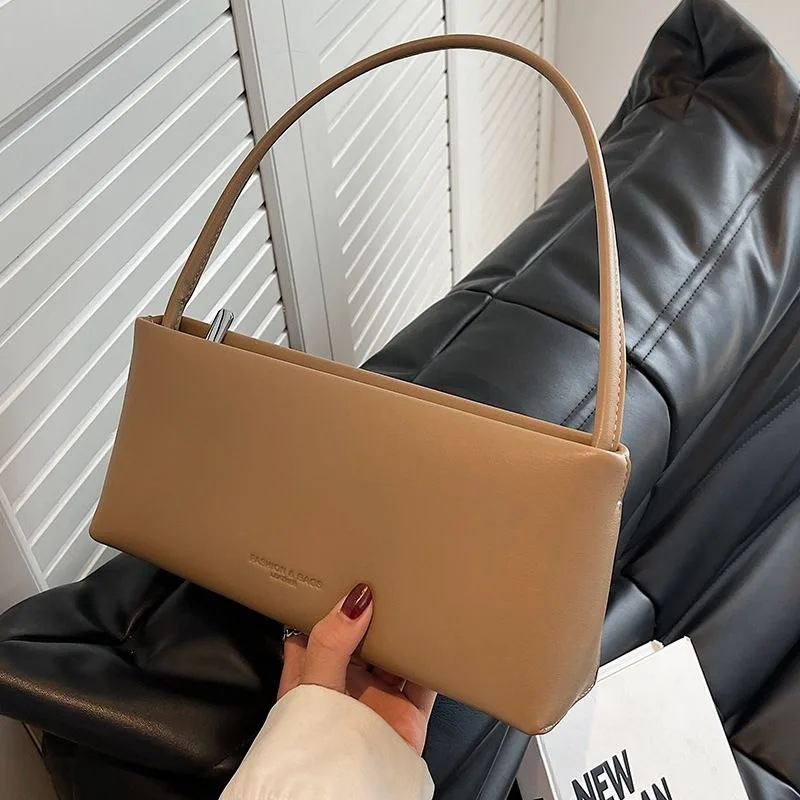 Baguette Bag view 6
