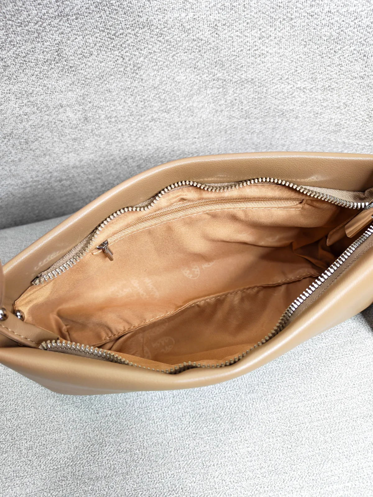 Baguette Bag view 8