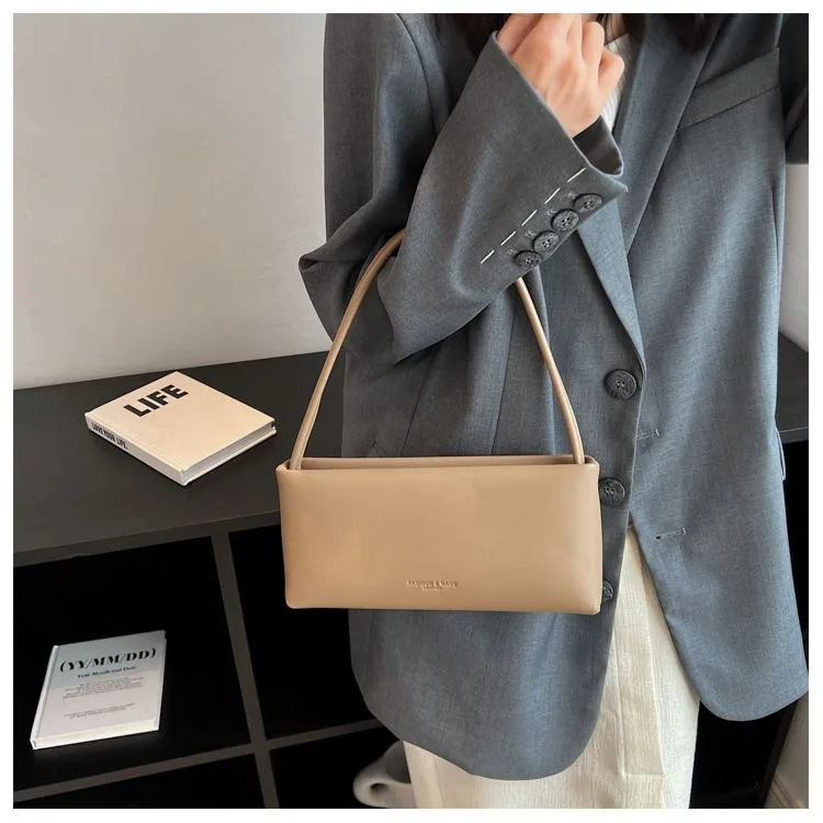 Baguette Bag view 4