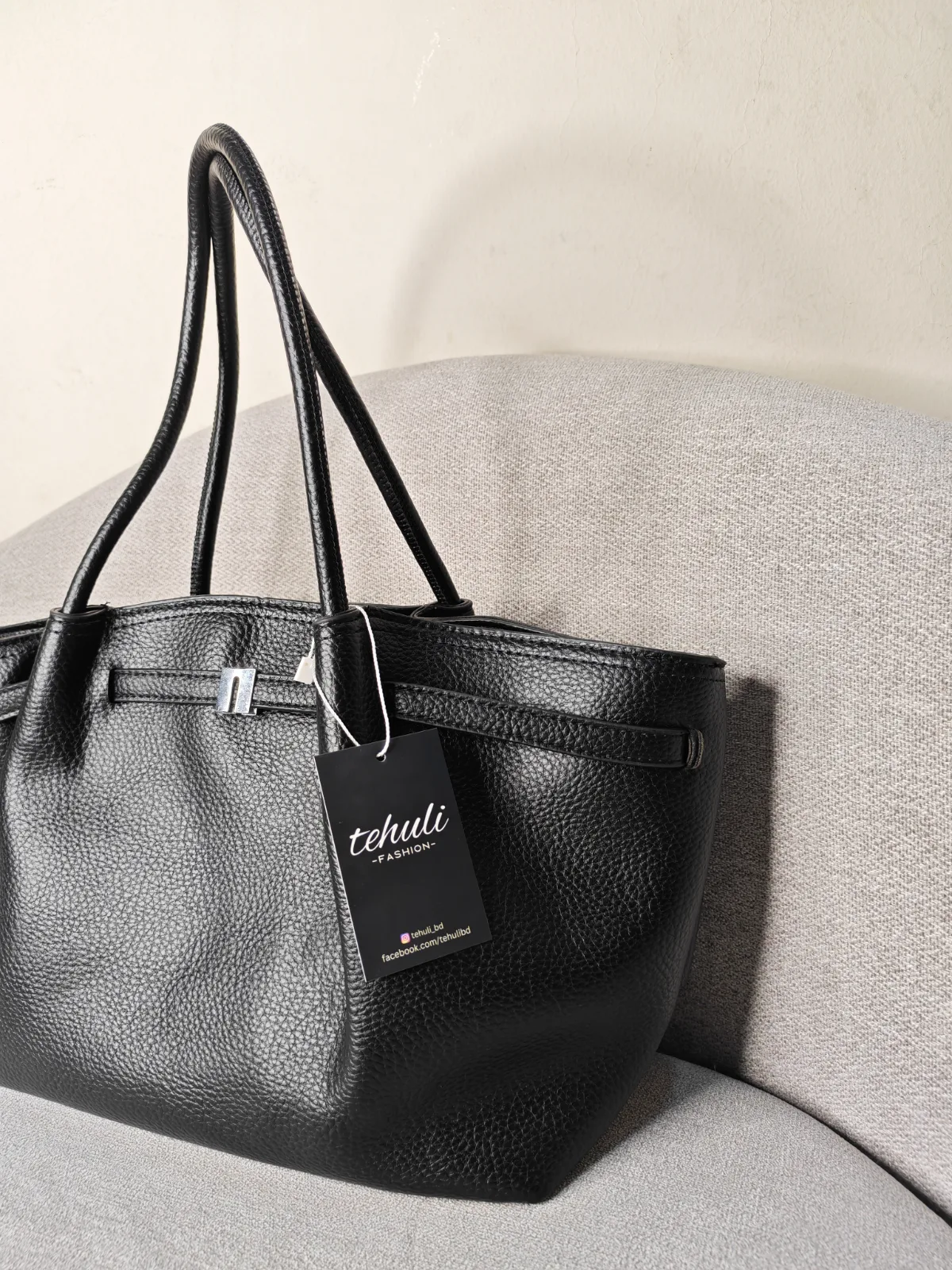 Pleated Tote Bag view 11
