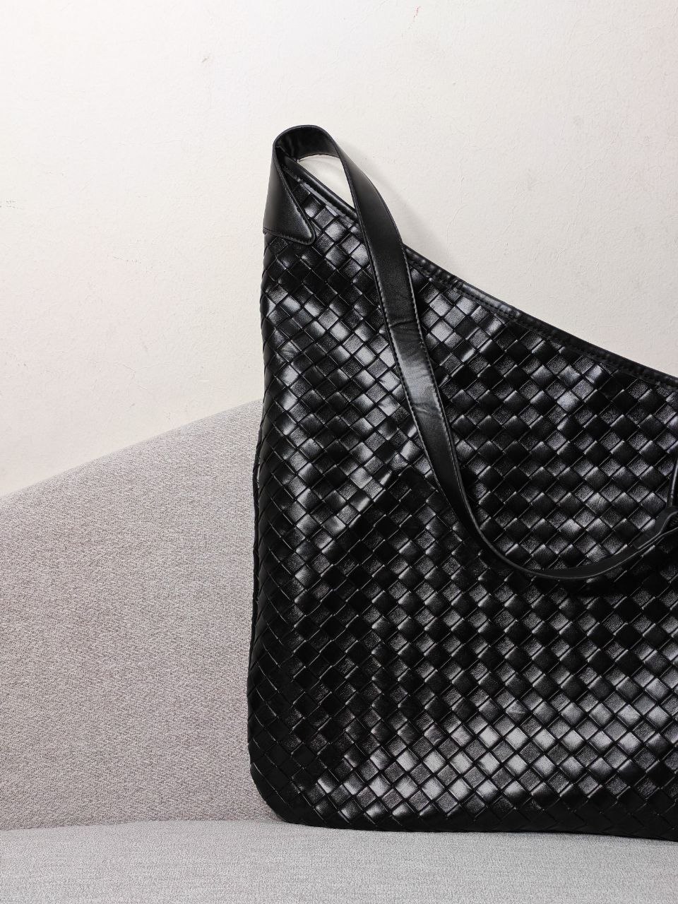 Oversized Hobo Bag view 6