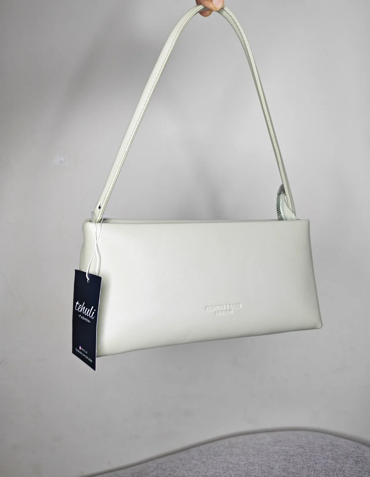 Baguette Bag view 12