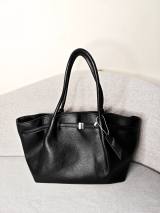 Pleated Tote Bag in Black – Tehuli