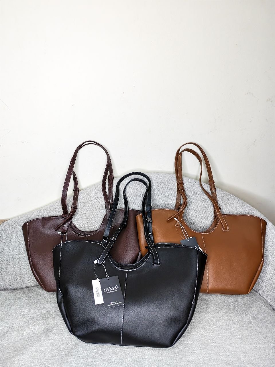 Wing Shaped Shoulder Bag view 10