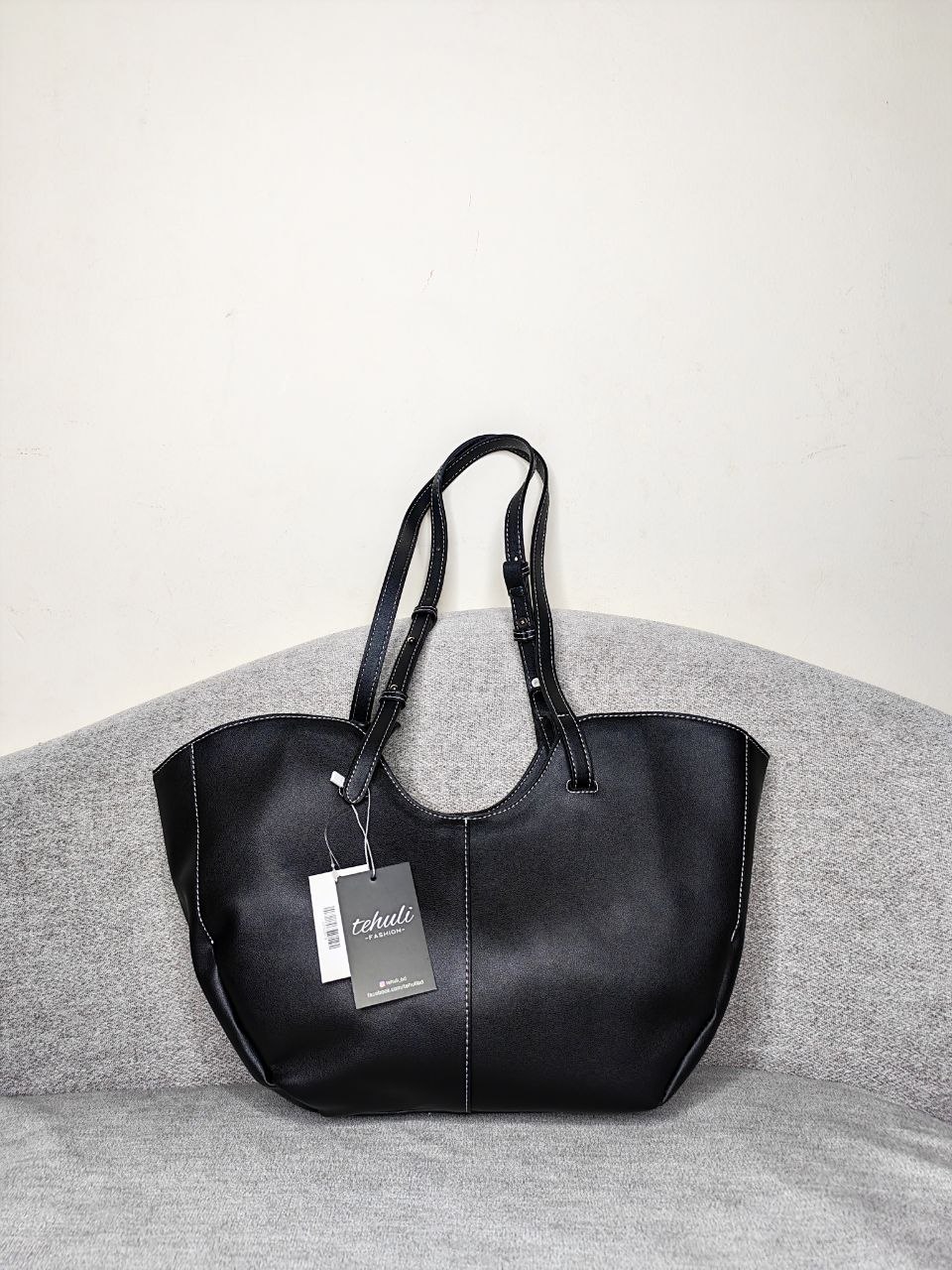 Wing Shaped Shoulder Bag view 7